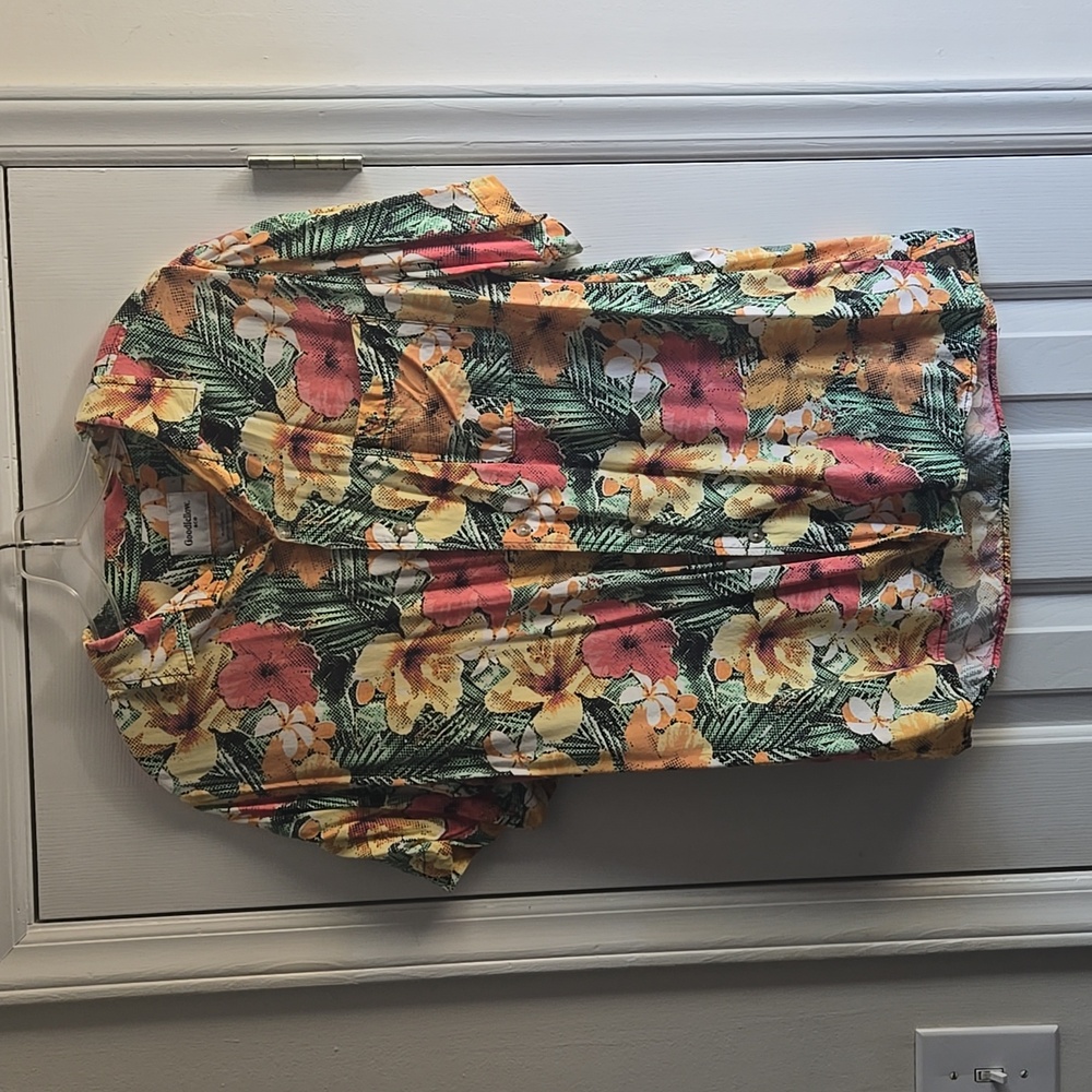 Floral Button-Up